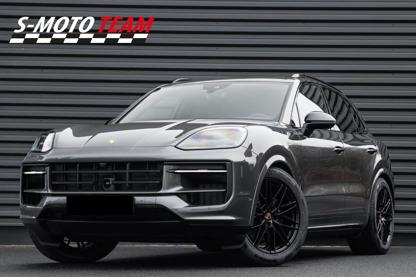 Porsche Cayenne Black Edition, fotografija 1