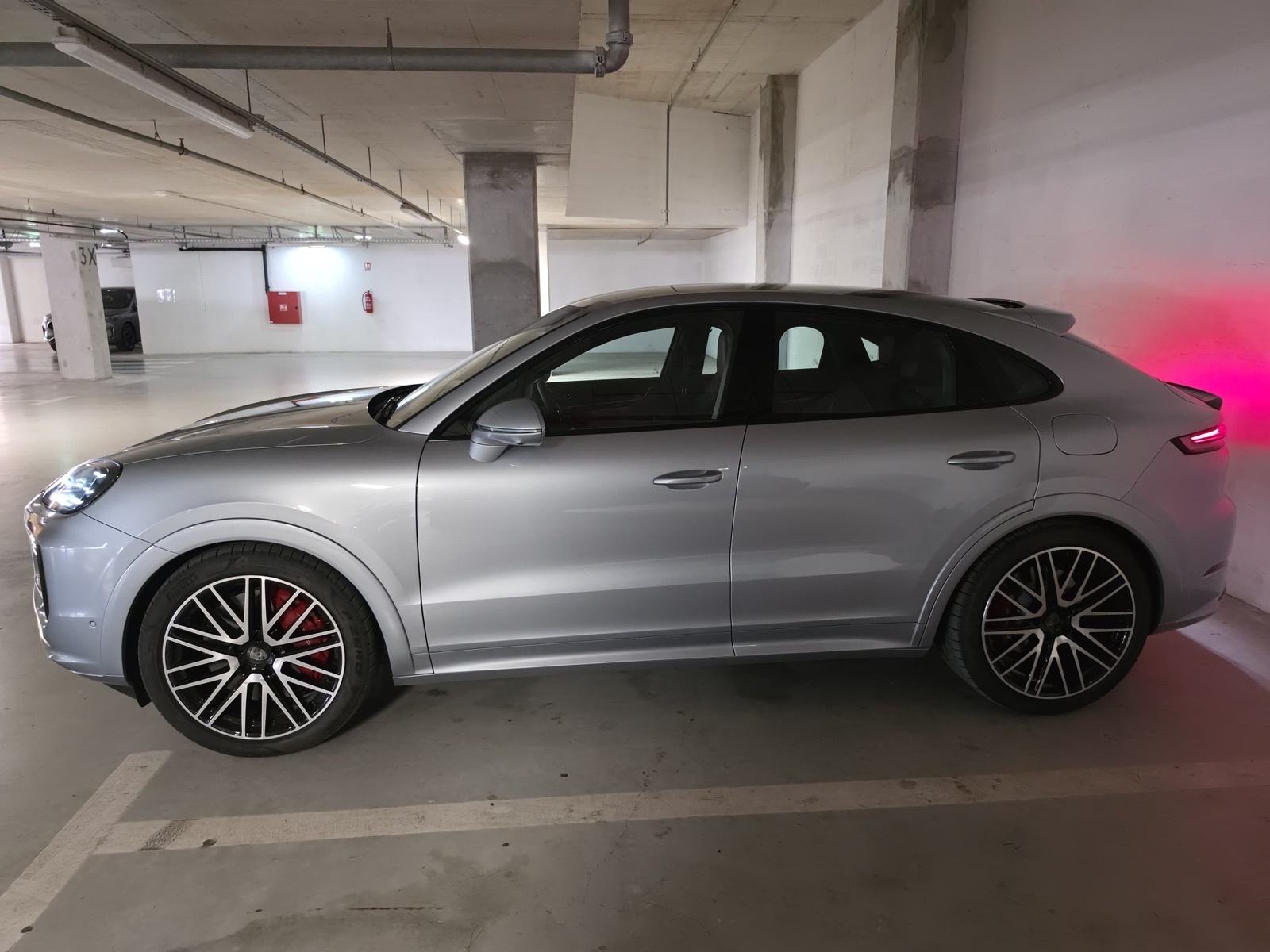 Porsche Cayenne Turbo NOVO NOVO NOVO, zadnji model, fotografija 4