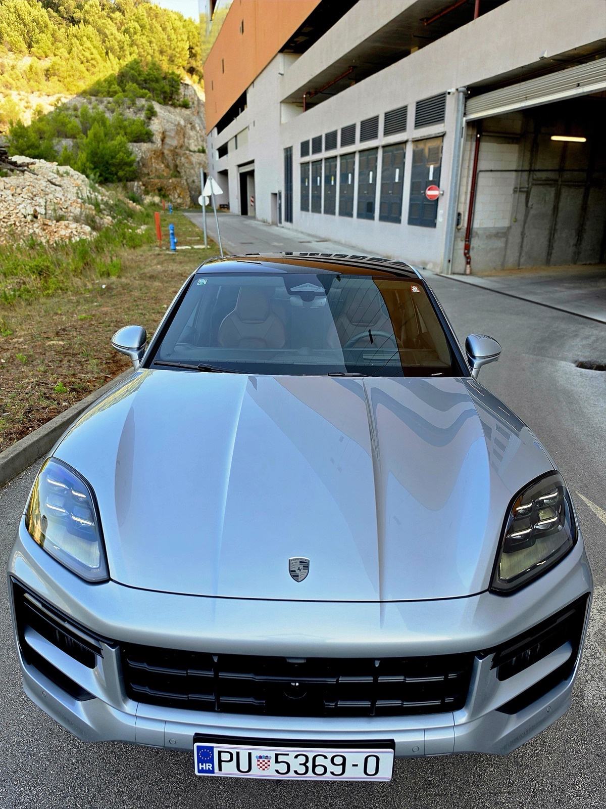Porsche Cayenne Turbo NOVO NOVO NOVO, zadnji model, fotografija 9