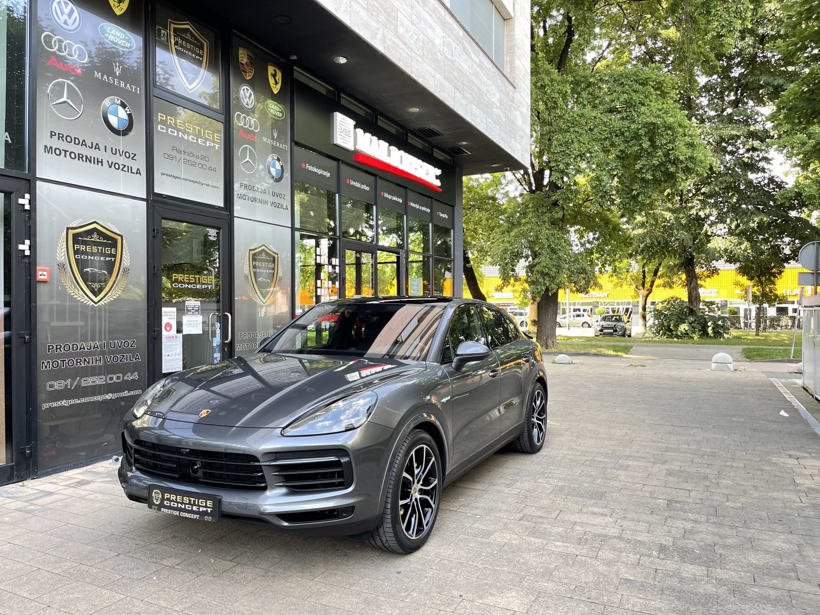 Porsche Cayenne Cayenne Tiptronic *COUPE*E-HYBRID*PANORAMA*ZRAČNI OVJ*