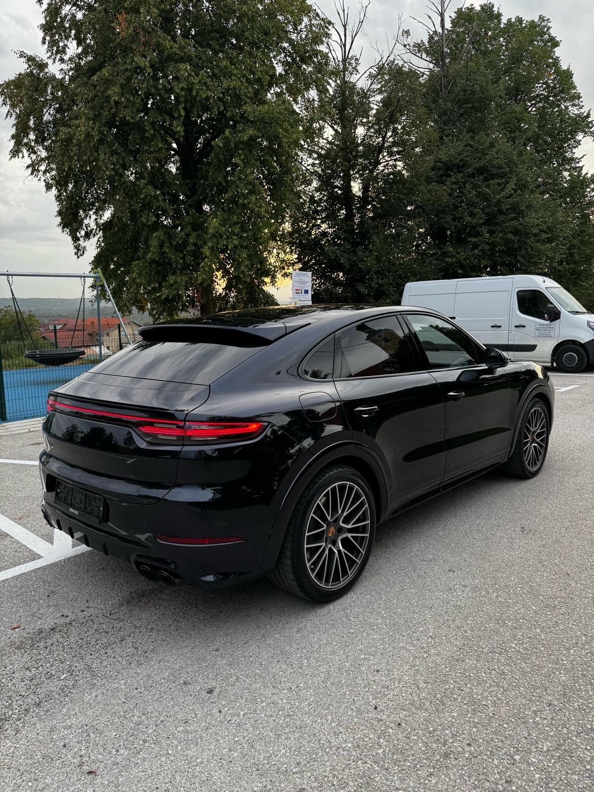 PORSCHE CAYENNE COUPE 3.0 HYBRID V6 SPORT CHRONO,GARANCIJA, fotografija 6