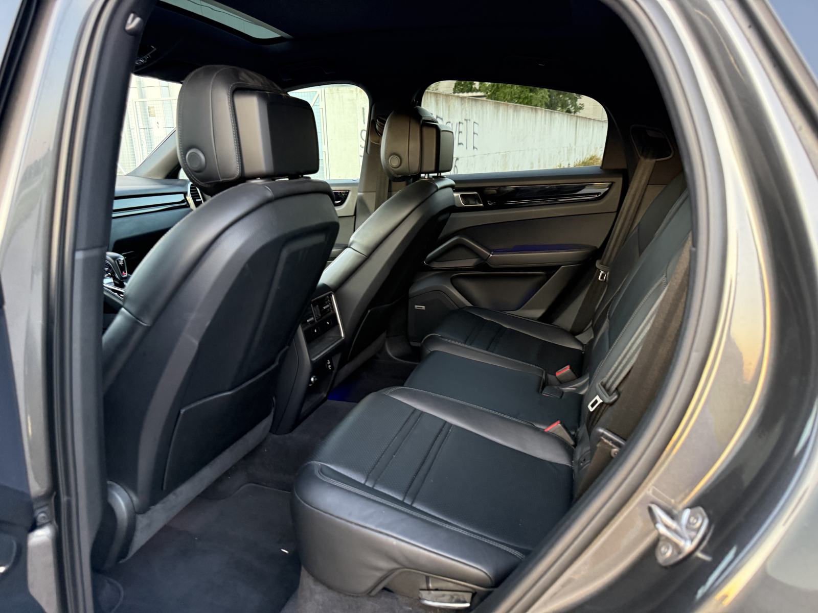 Porsche Cayenne COUPE 3.0 V6 Chrono Benzin 340 KS *PANORAMA BOSE*NOVOO, fotografija 12