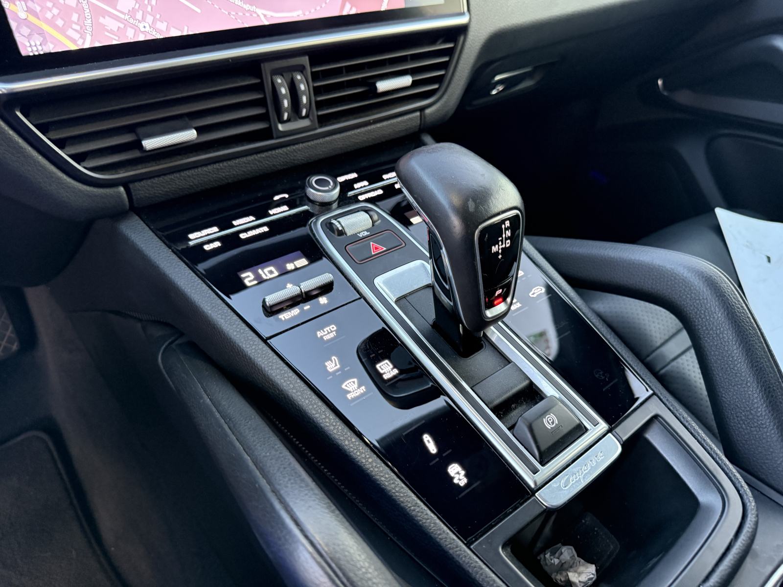 Porsche Cayenne COUPE 3.0 V6 Chrono Benzin 340 KS *PANORAMA BOSE*NOVOO, fotografija 20