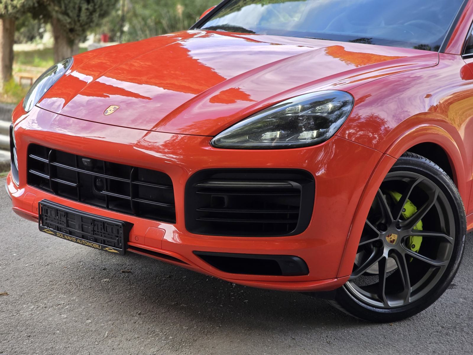 Porsche Cayenne Coupe 3.0V6 E-Hybrid 462ks, 43km electric range alu 22, fotografija 8