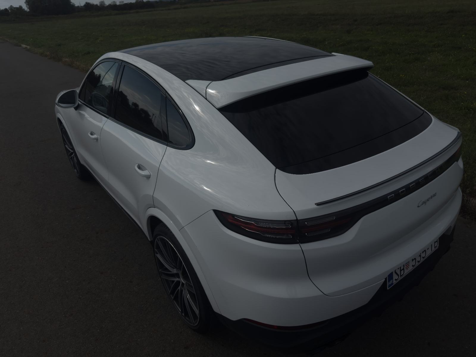 Porsche Cayenne Coupe 3.0 V6, fotografija 12
