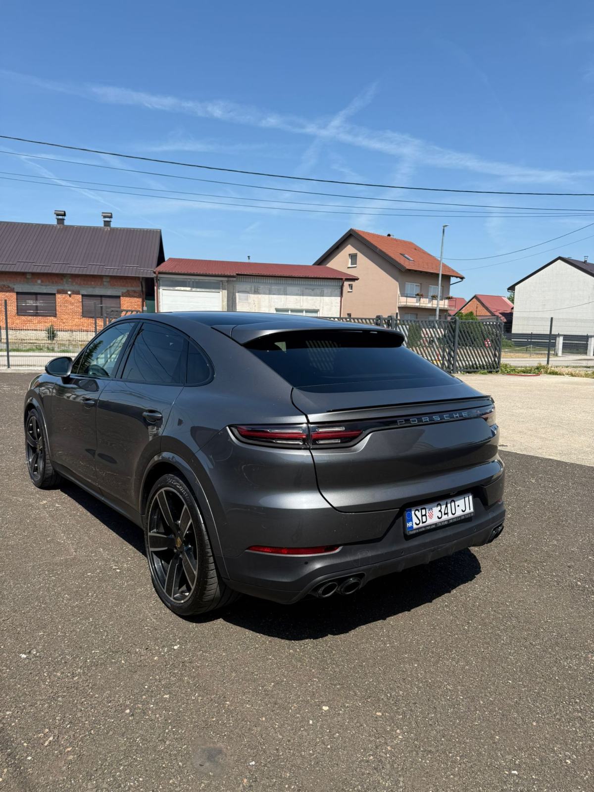 Porsche Cayenne Coupe 3.0 V6, fotografija 6