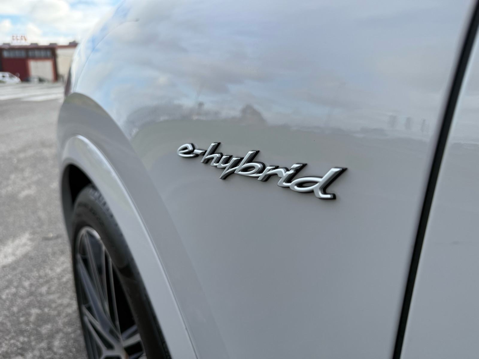Porsche Cayenne Coupe E-Hybrid Sport Design - U sustavu PDV-a, fotografija 6