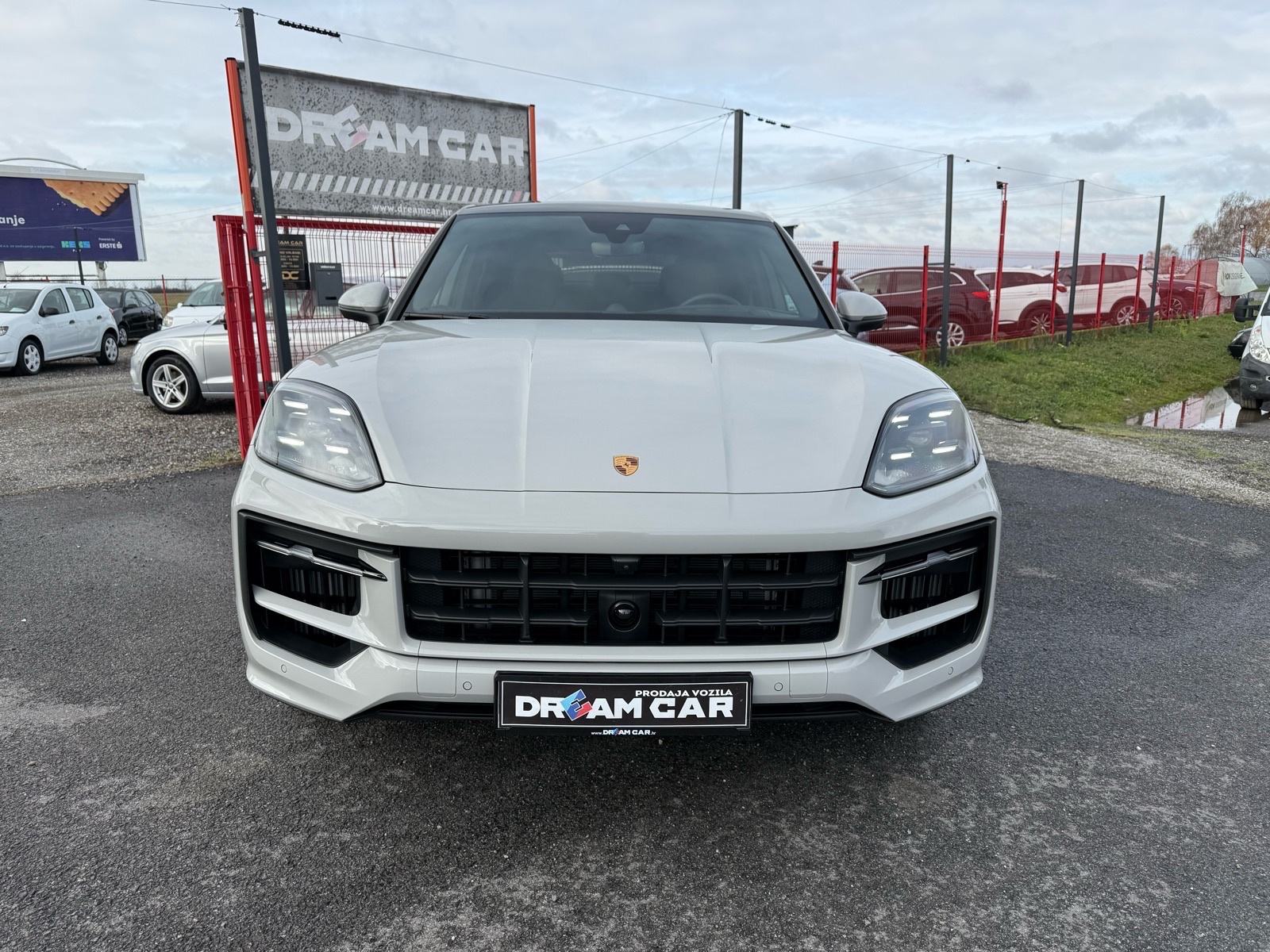 Porsche Cayenne Coupe E-Hybrid Sport Design - U sustavu PDV-a, fotografija 2