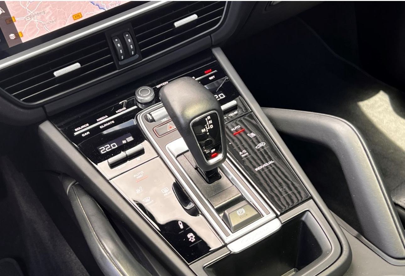 Porsche Cayenne Coupe E-Hybrid 462 KS | Porsche Approved | Top oprema, fotografija 18