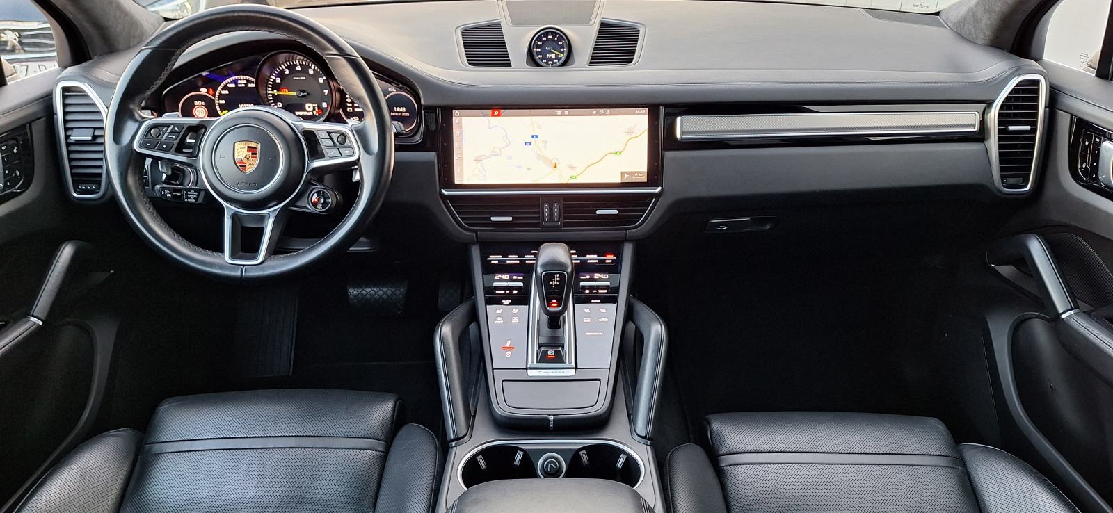 Porsche Cayenne E-HYBRID, REDIZAJN, ADAP.OVJES, CHRONO, PANORAMA.., fotografija 13