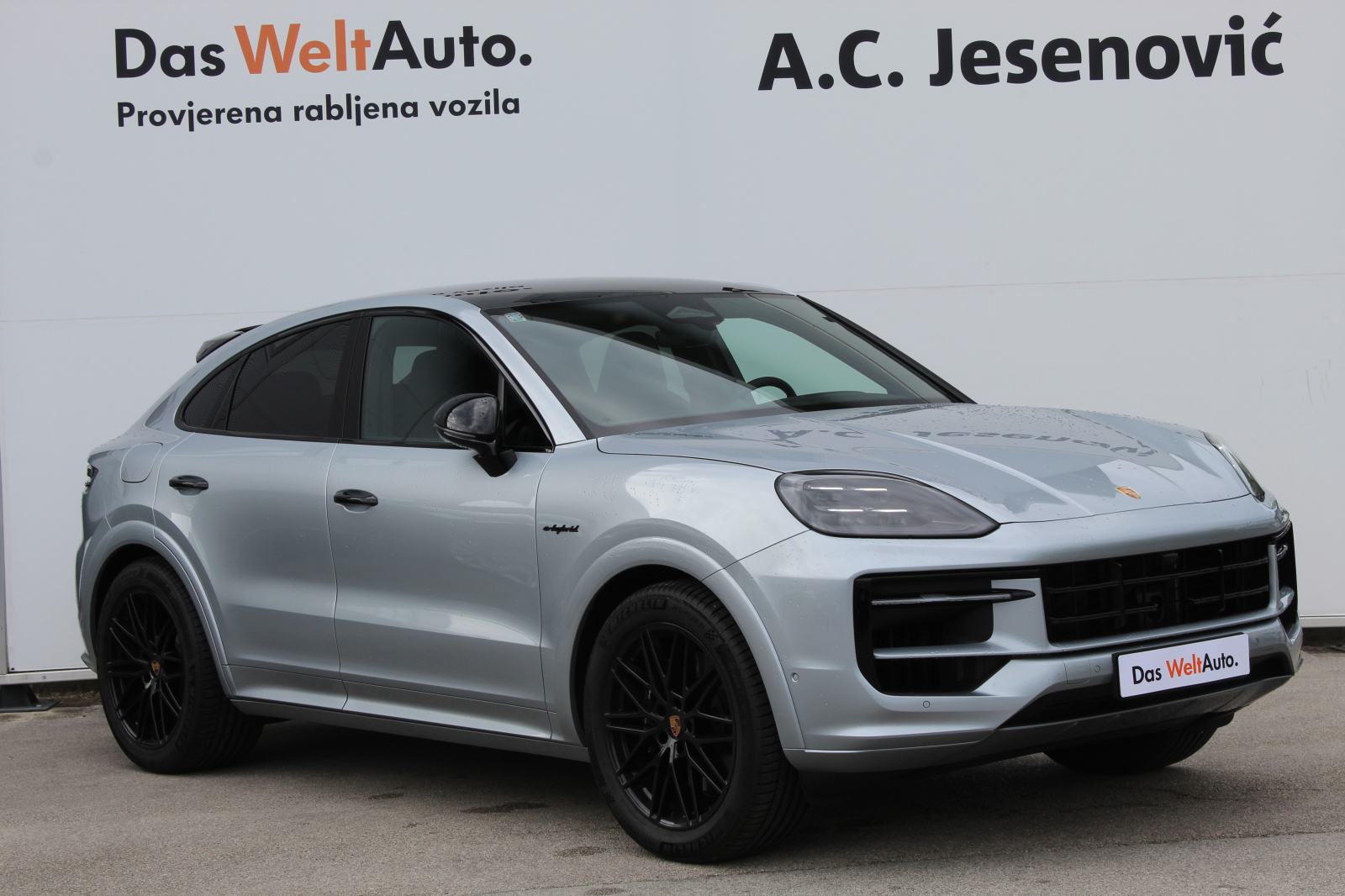 Porsche Cayenne E-Hybrid Coupé Black Edition *PONUDA DANA*, fotografija 3