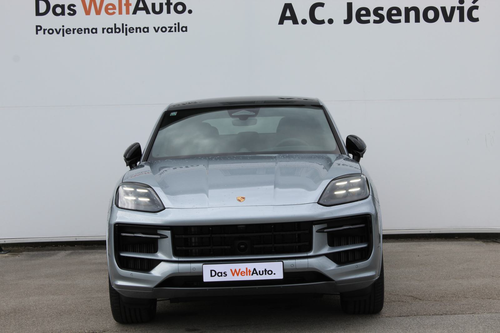 Porsche Cayenne E-Hybrid Coupé Black Edition *PONUDA DANA*, fotografija 2
