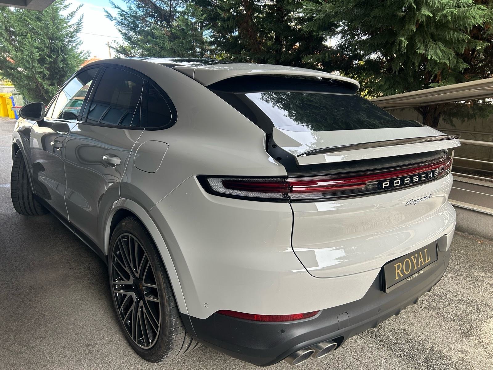 Porsche Cayenne E-Hybrid Coupé, fotografija 5
