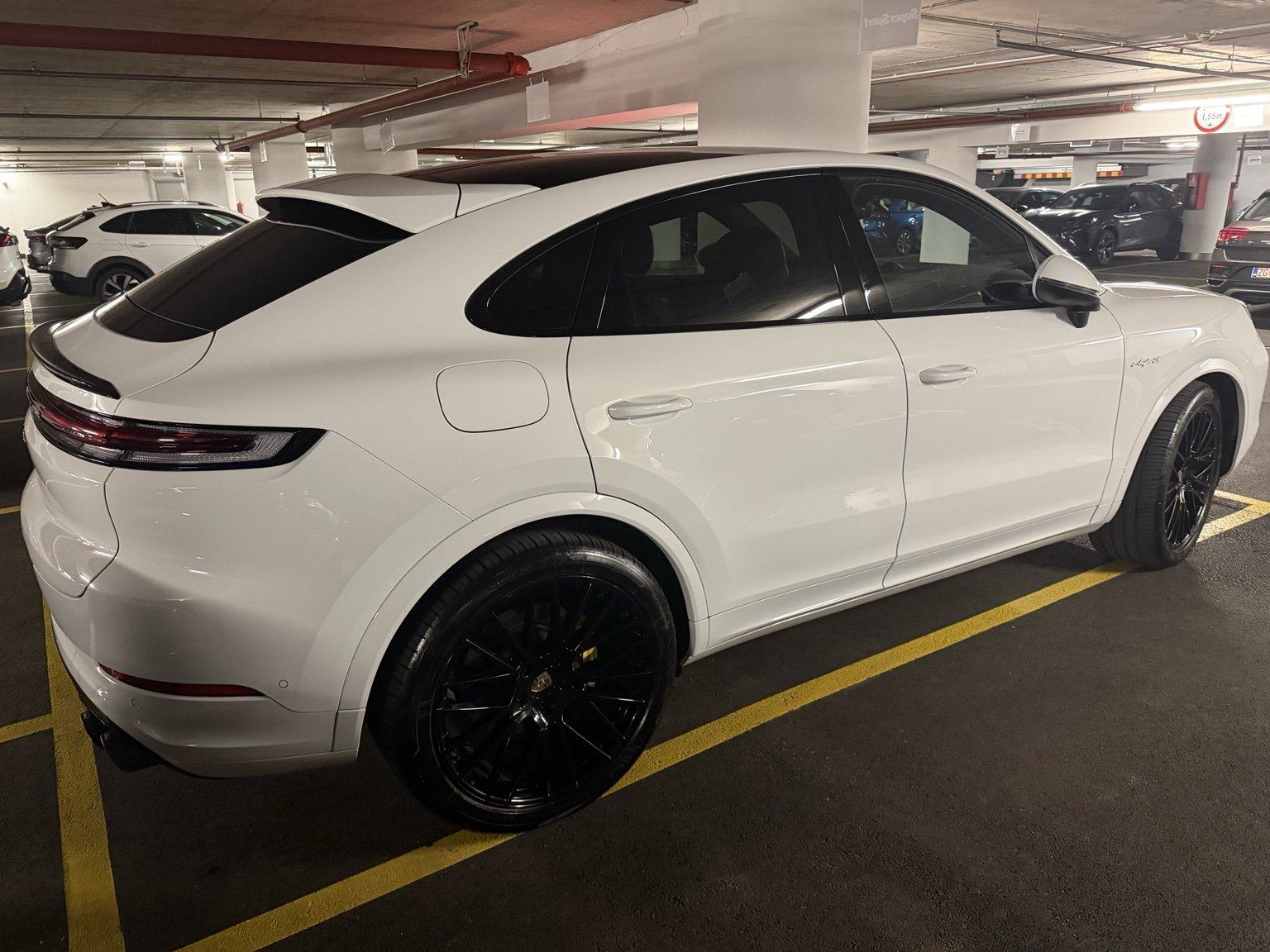 Porsche Cayenne E-Hybrid Coupe MY24, Porsche jamstvo, Akrapovic, PDV, fotografija 2