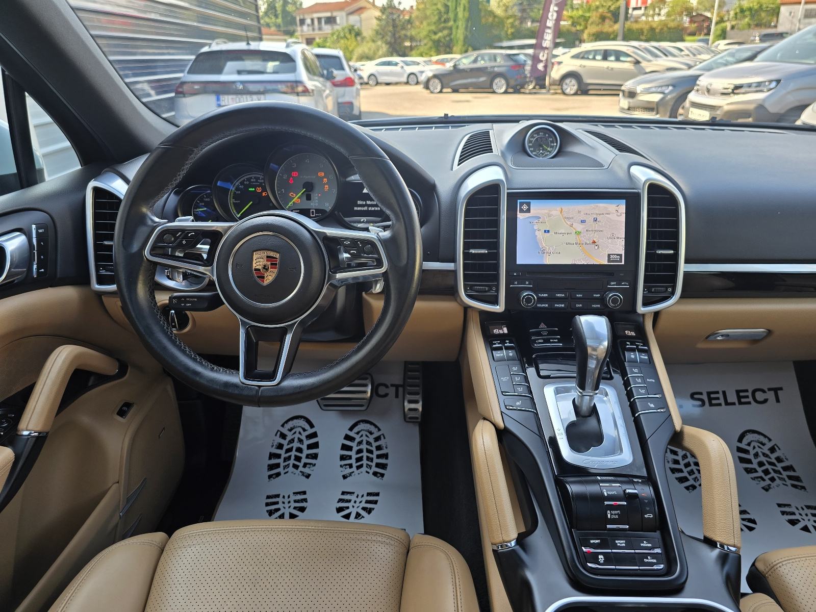 Porsche Cayenne S E-Hybrid - HR VOZILO - SERVISNA - TVORNIČKO JAMSTVO, fotografija 11