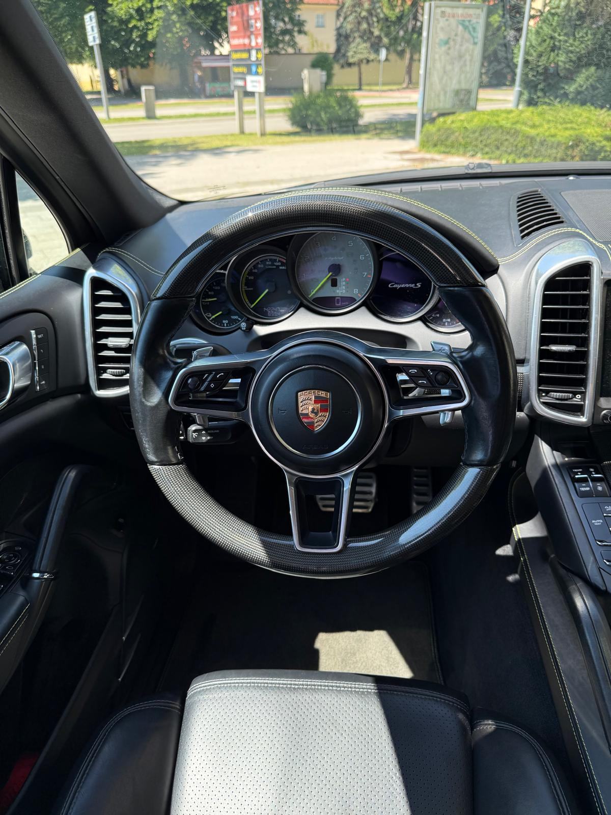 PORSCHE CAYENNE S E-HYBRID - LED - PANORAMA - 2015 GOD - MAX OČUVAN!!, fotografija 17