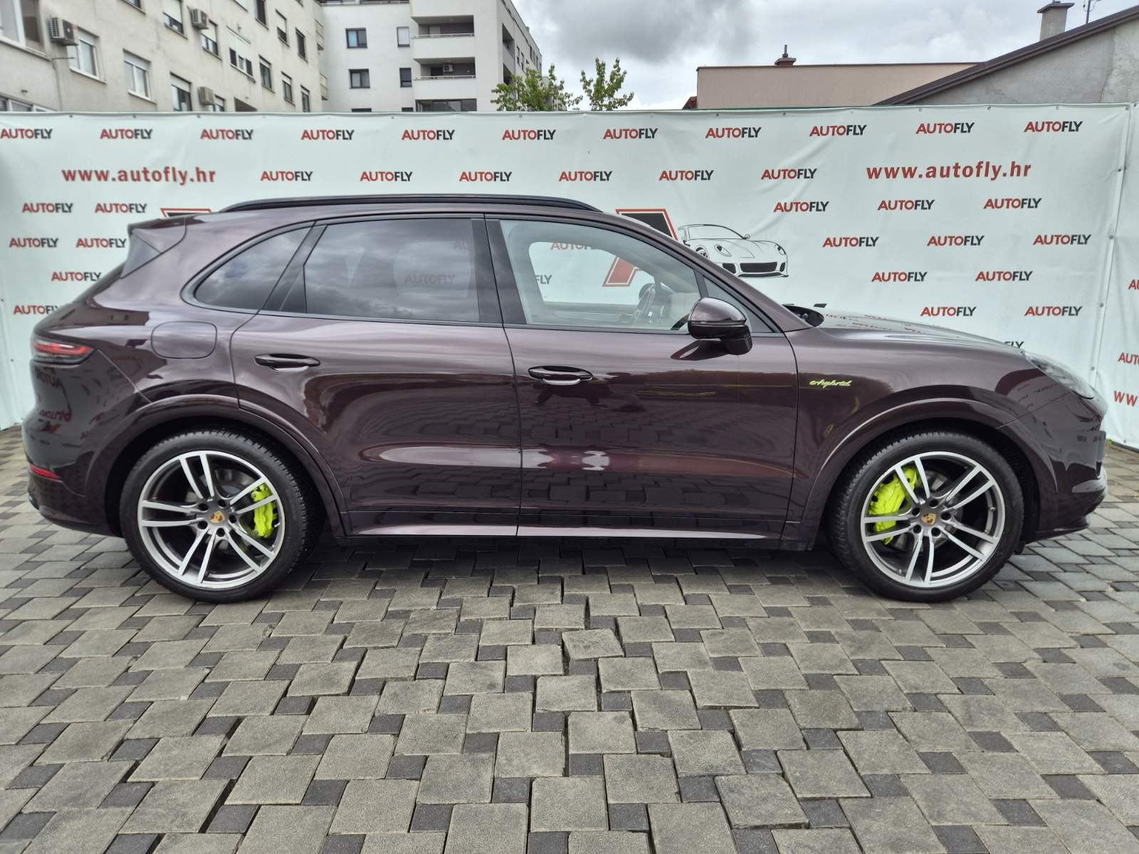 Porsche Cayenne E-Hybrid Platinum Edition, HR auto, Approved, PDV, fotografija 4