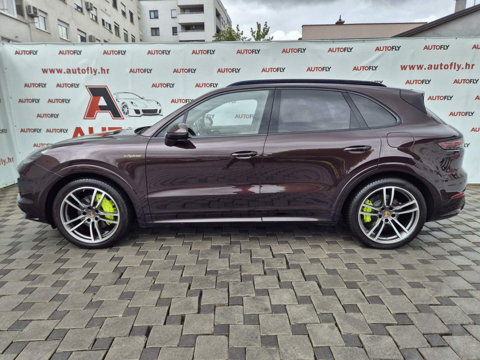 Porsche Cayenne E-Hybrid Platinum Edition, HR auto, Approved, PDV, fotografija 5