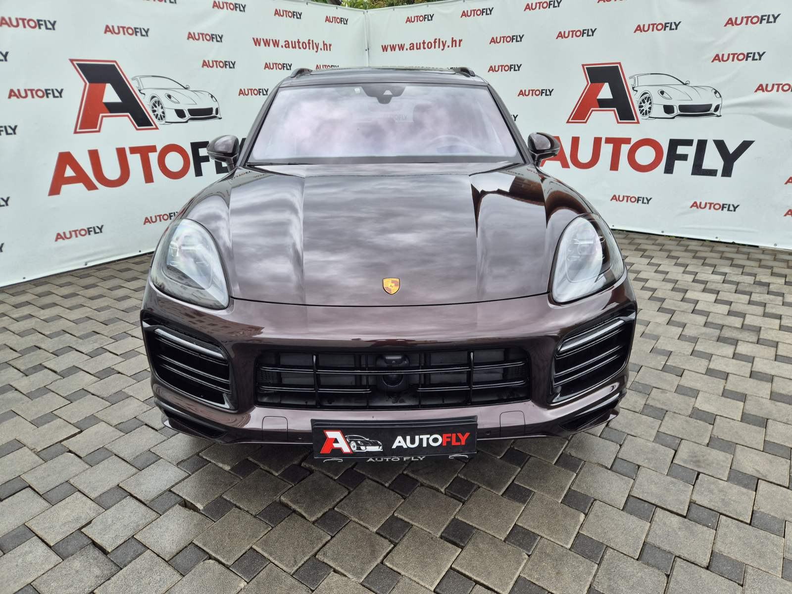 Porsche Cayenne E-Hybrid Platinum Edition, HR auto, Approved, PDV, fotografija 2