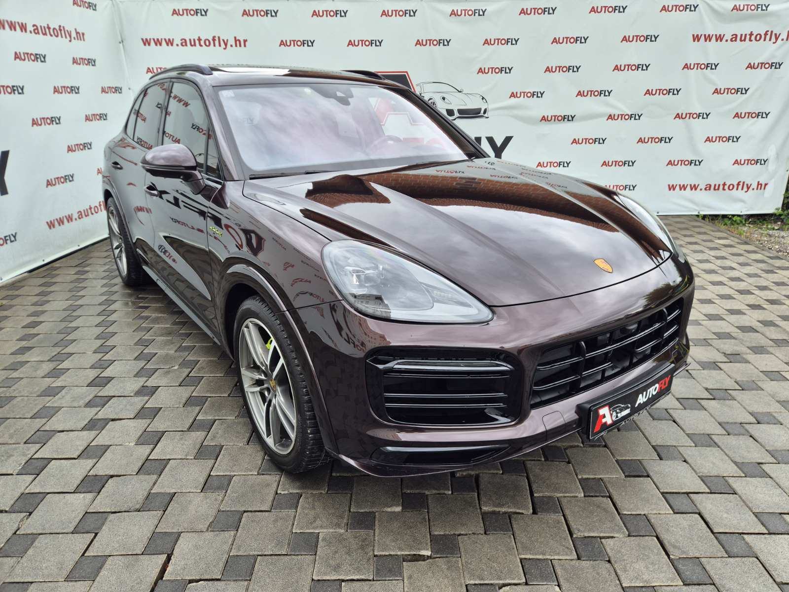 Porsche Cayenne E-Hybrid Platinum Edition, HR auto, Approved, PDV, fotografija 3