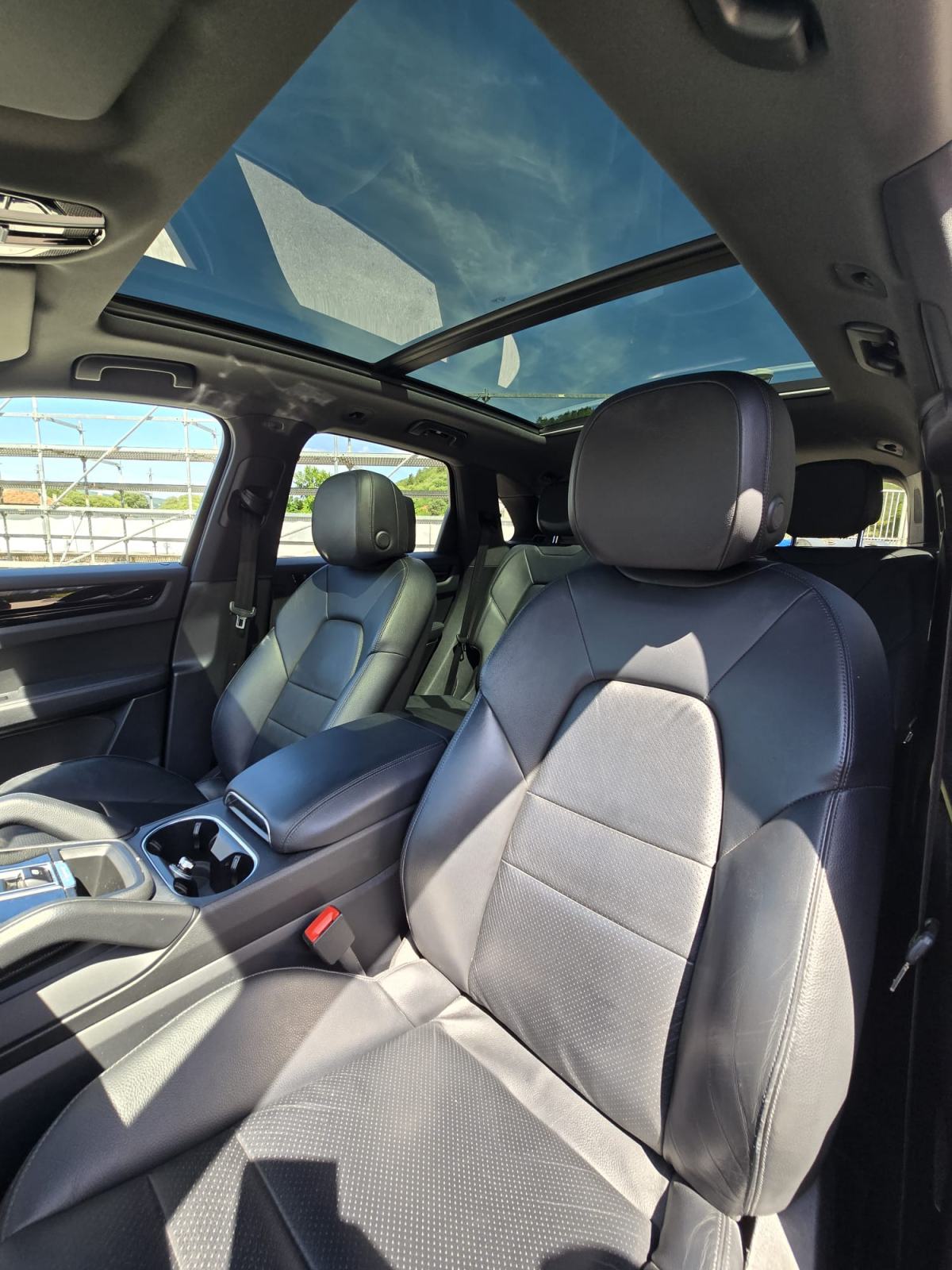 Porsche Cayenne E-Hybrid, fotografija 8
