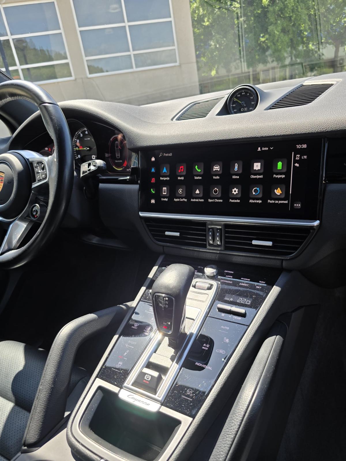 Porsche Cayenne E-Hybrid, fotografija 9