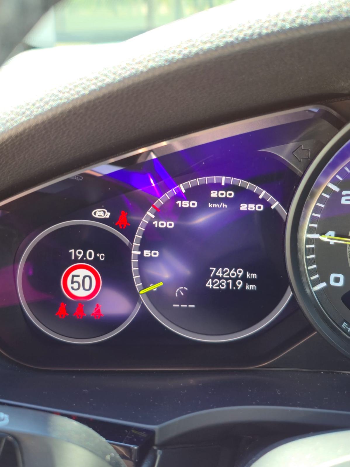 Porsche Cayenne E-Hybrid, fotografija 11
