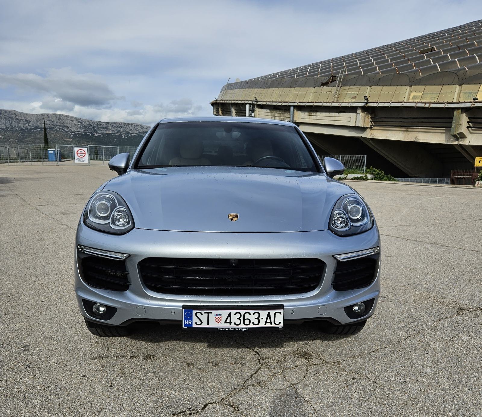 Porsche Cayenne S E-Hybrid Tiptronic •Porsche Approved 2027•, fotografija 3