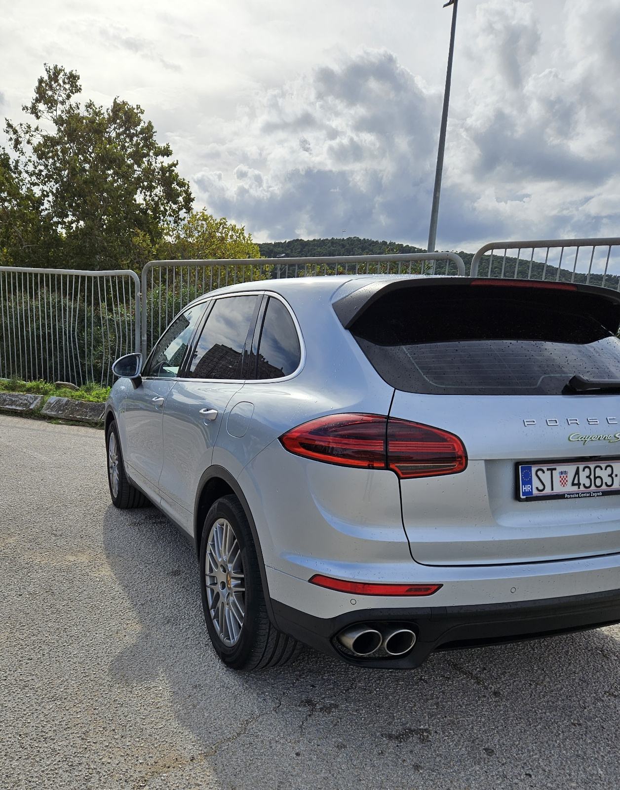 Porsche Cayenne S E-Hybrid Tiptronic •Porsche Approved 2027•, fotografija 7