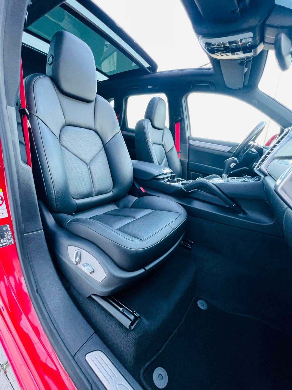 PORSCHE CAYENNE GTS - 4,2 TDI V8, fotografija 10
