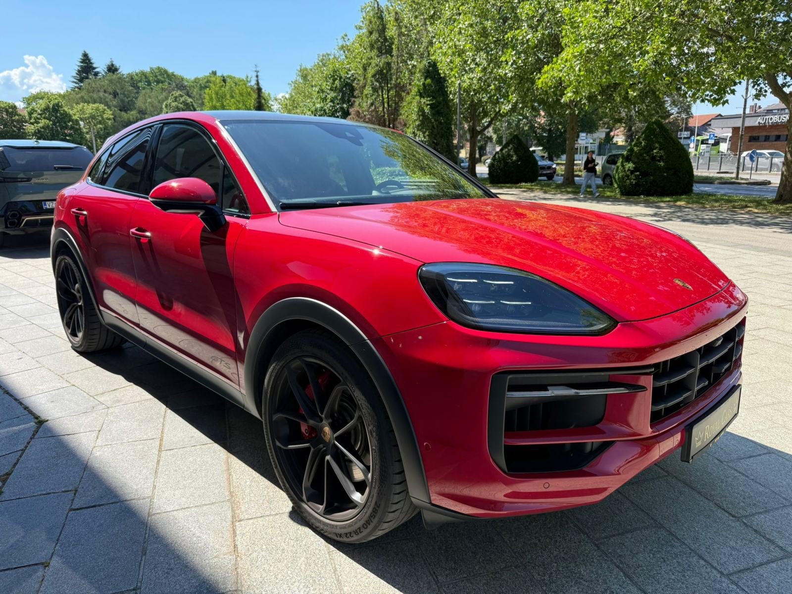 PORSCHE CAYENNE GTS COUPE - 2024 GOD - SPORT PAKET - U PDVU!, fotografija 4
