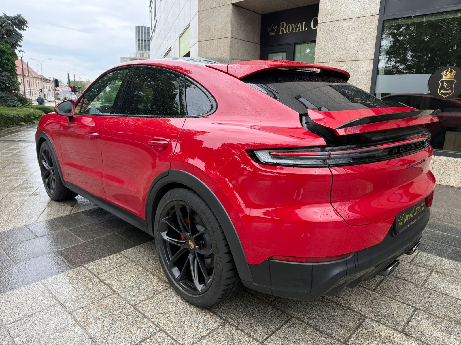 PORSCHE CAYENNE GTS COUPE - 2024 GOD - SPORT PAKET - U PDVU!, fotografija 9