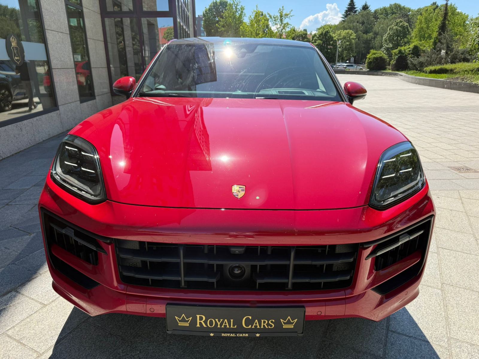 PORSCHE CAYENNE GTS COUPE - 2024 GOD - SPORT PAKET - U PDVU!, fotografija 3