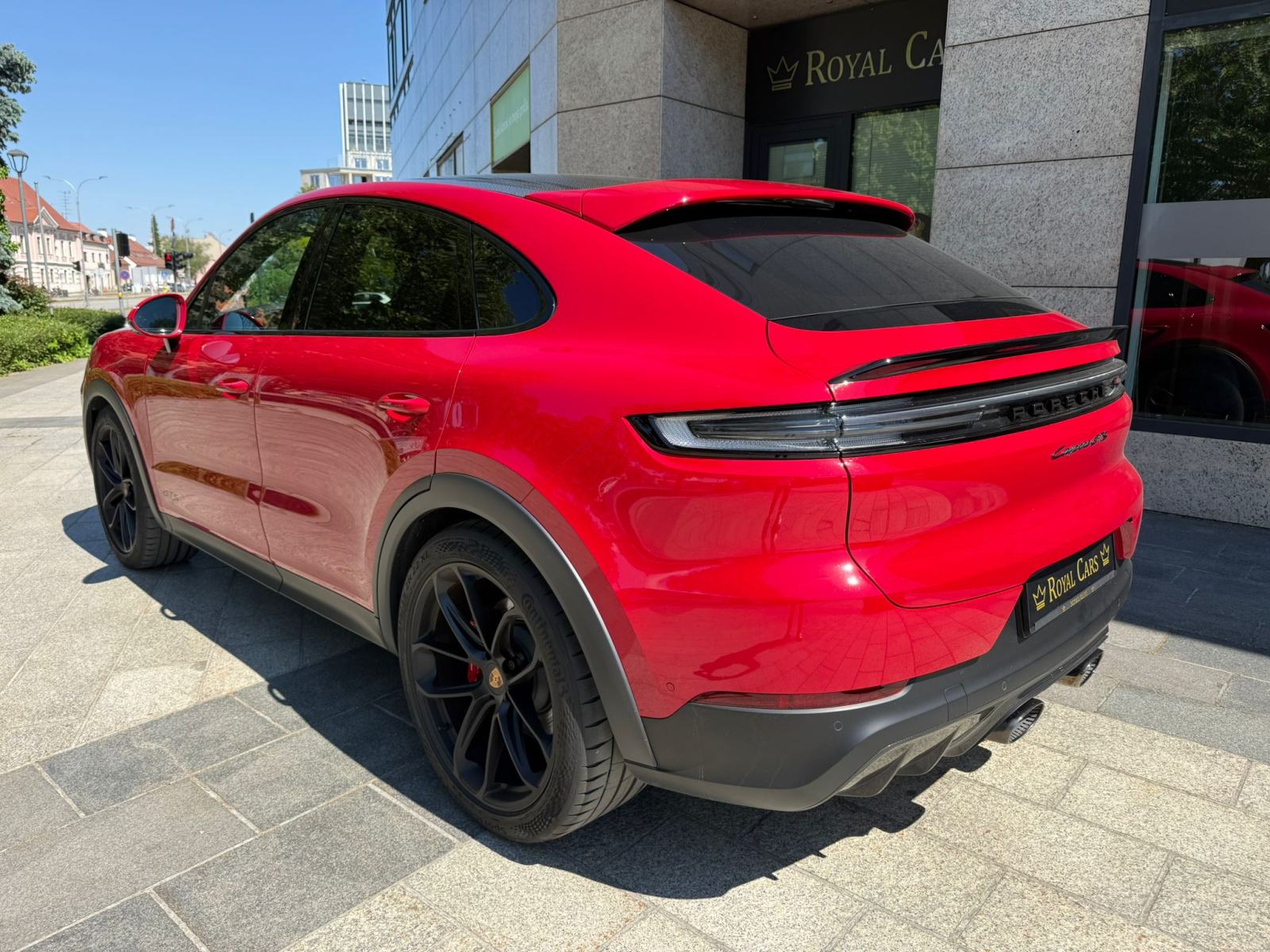 PORSCHE CAYENNE GTS COUPE - 2024 GOD - SPORT PAKET - U PDVU!, fotografija 6