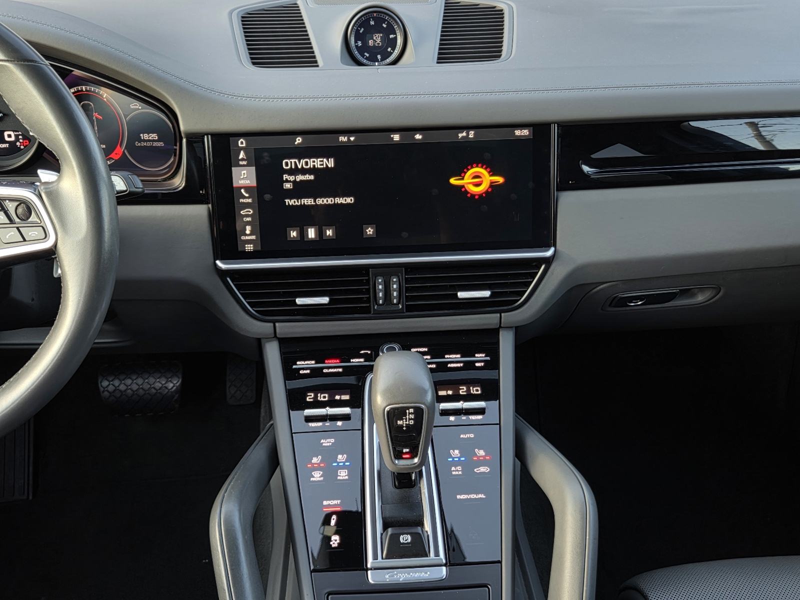 Porsche Cayenne III 3.0 V6 Sport chrono -2019.g.-Full oprema-Nije uvoz, fotografija 16