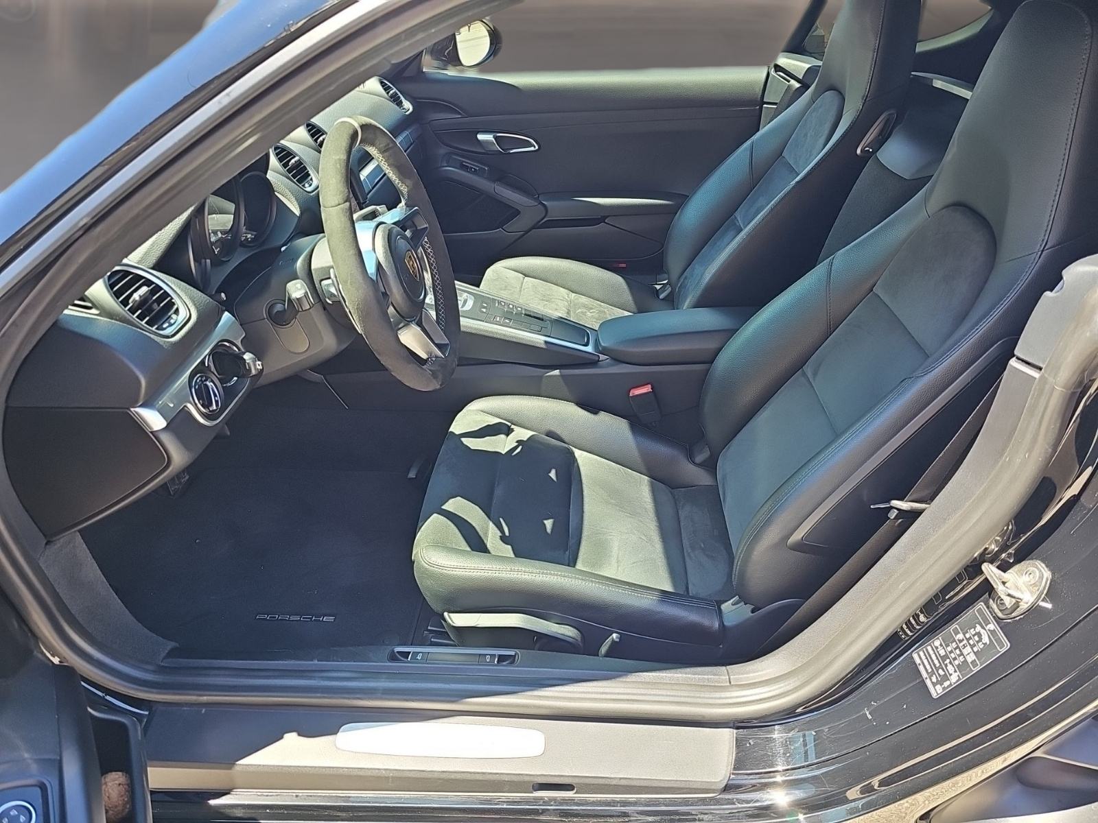 PORSCHE CAYMAN 718 PDK,NAVIGACIJA,ALU 20,ALCANTARA SJEDALA.., fotografija 17