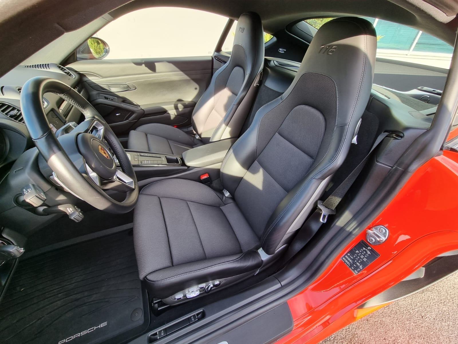 Porsche Cayman 718 T PDK, fotografija 18