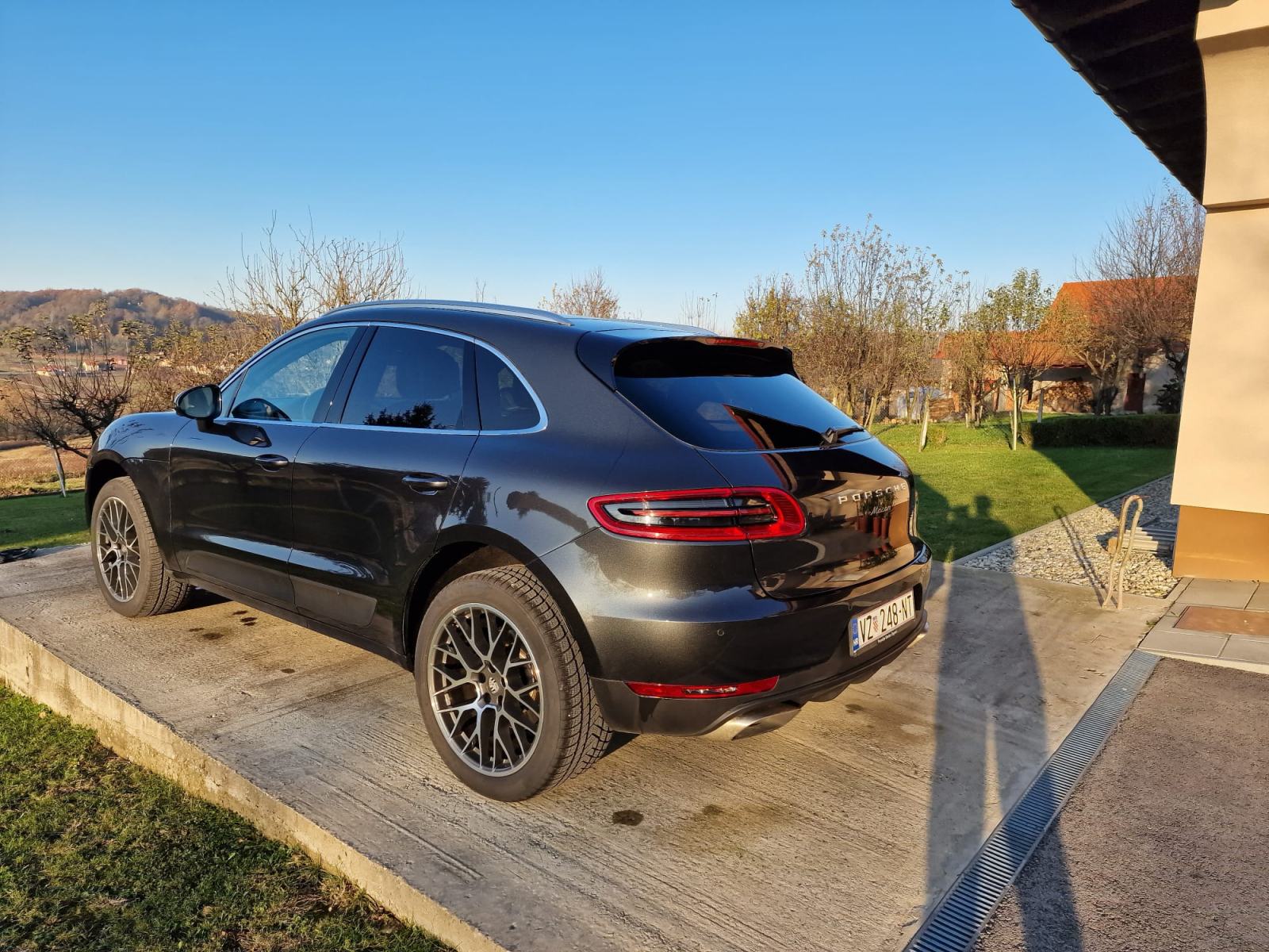 Porsche Macan 2,0 PDK, fotografija 4