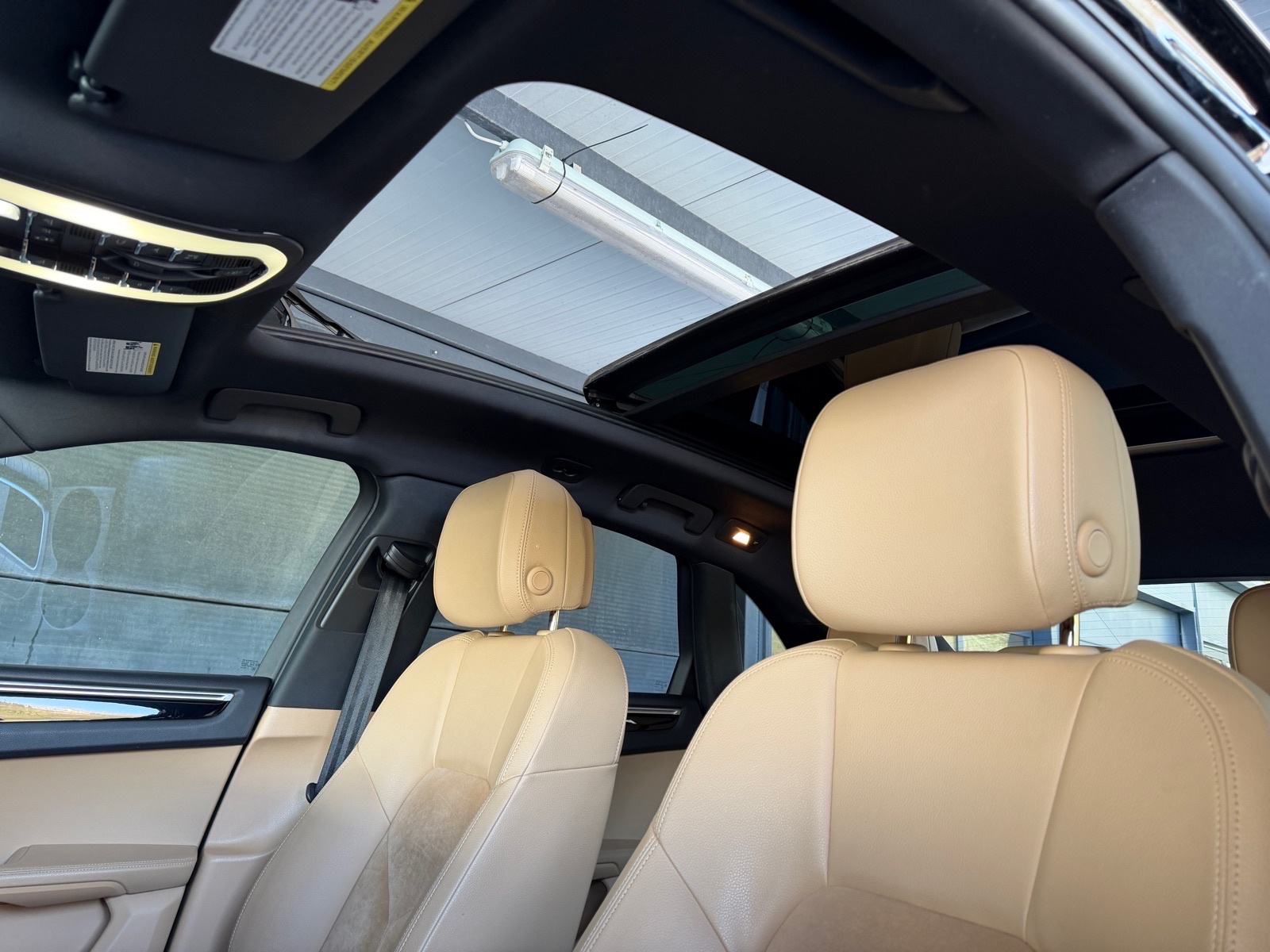 Porsche Macan 2.0 PANORAMA,BOSE,KAMERA,KEYLESS,KOŽA,REG. DO 11/2026!, fotografija 10
