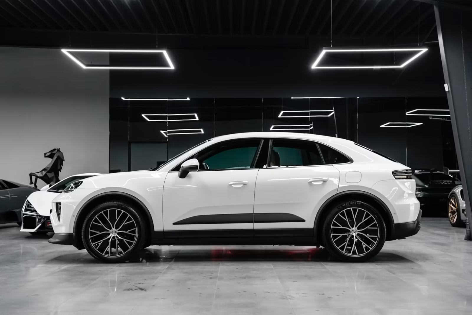 Porsche Macan 4 | 408KS | KOŽA | PANORAMA | KAMERA | MEMORIJA, fotografija 4