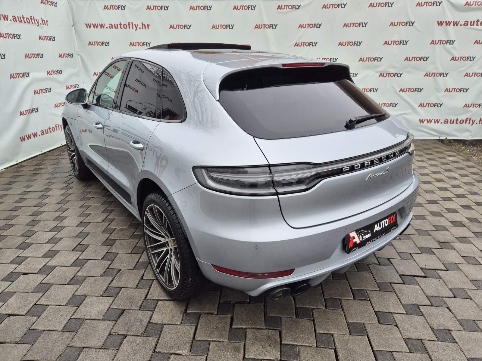 Porsche Macan S 3.0 V6, Chrono, BOSE, Pano, Matrix, Koža, Navi, 20", fotografija 6