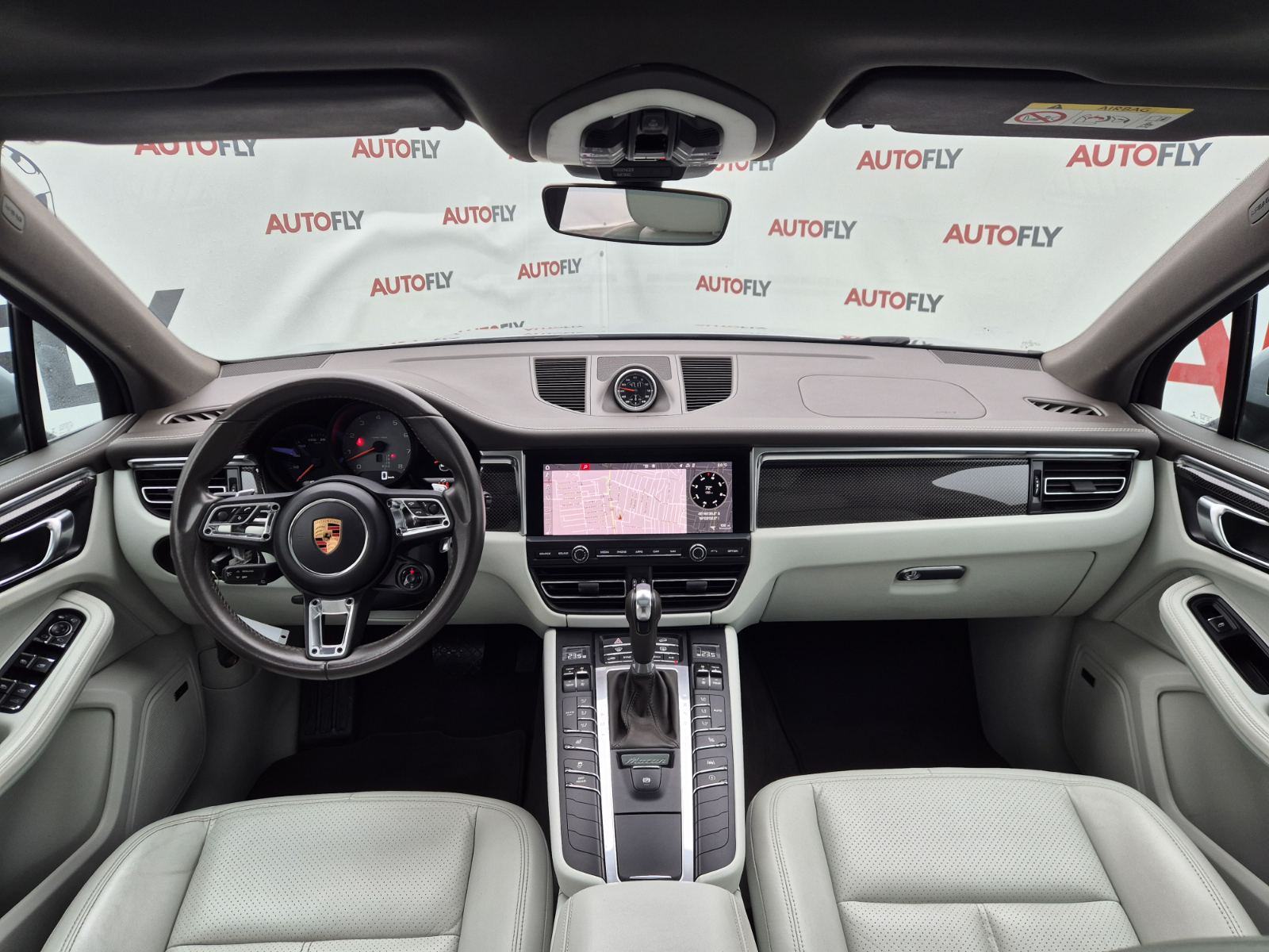 Porsche Macan S 3.0 V6, Chrono, BOSE, Pano, Matrix, Koža, Navi, 20", fotografija 12