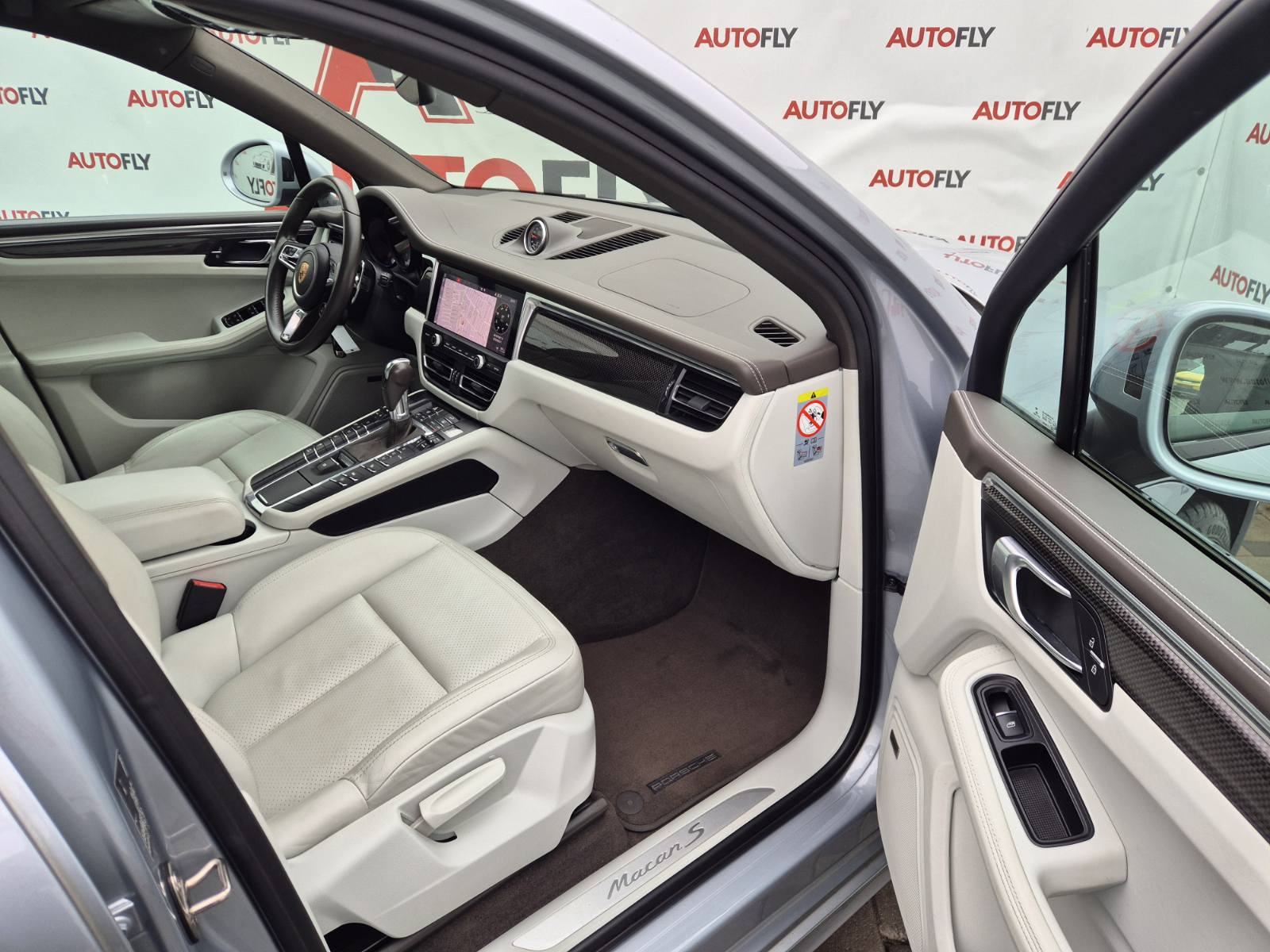Porsche Macan S 3.0 V6, Chrono, BOSE, Pano, Matrix, Koža, Navi, 20", fotografija 13