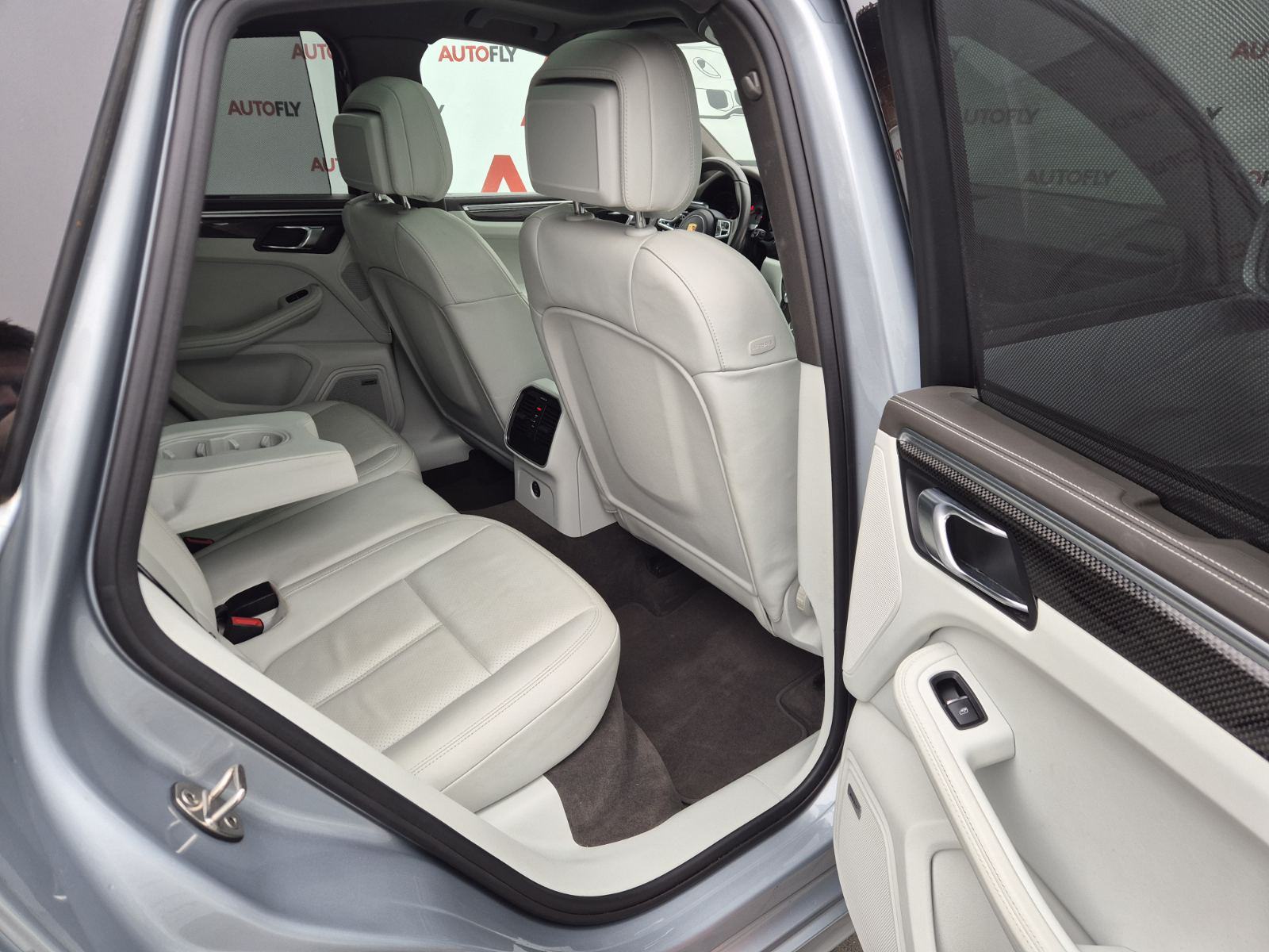 Porsche Macan S 3.0 V6, Chrono, BOSE, Pano, Matrix, Koža, Navi, 20", fotografija 15