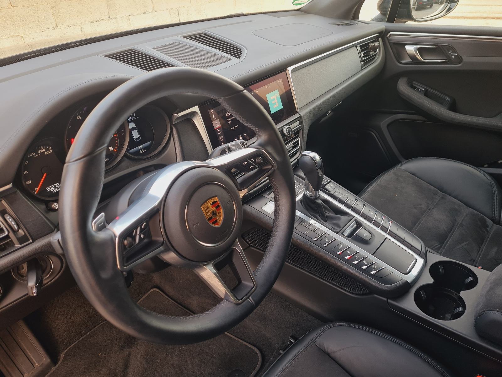 Porsche Macan GTS --2020.g.--30.278km--, fotografija 13
