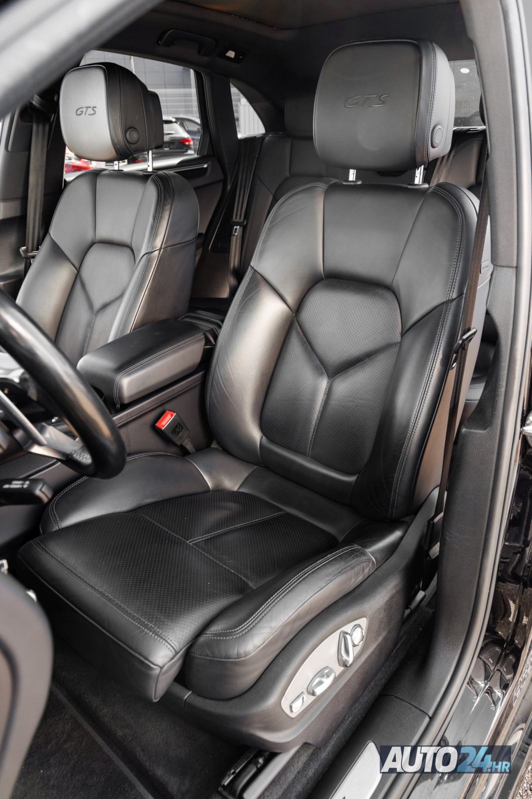 Porsche Macan GTS 3,0 V6|1. VL|PANO|ZRAK|14-WAY|2 GOD JAMST|RATA 599 €, fotografija 8