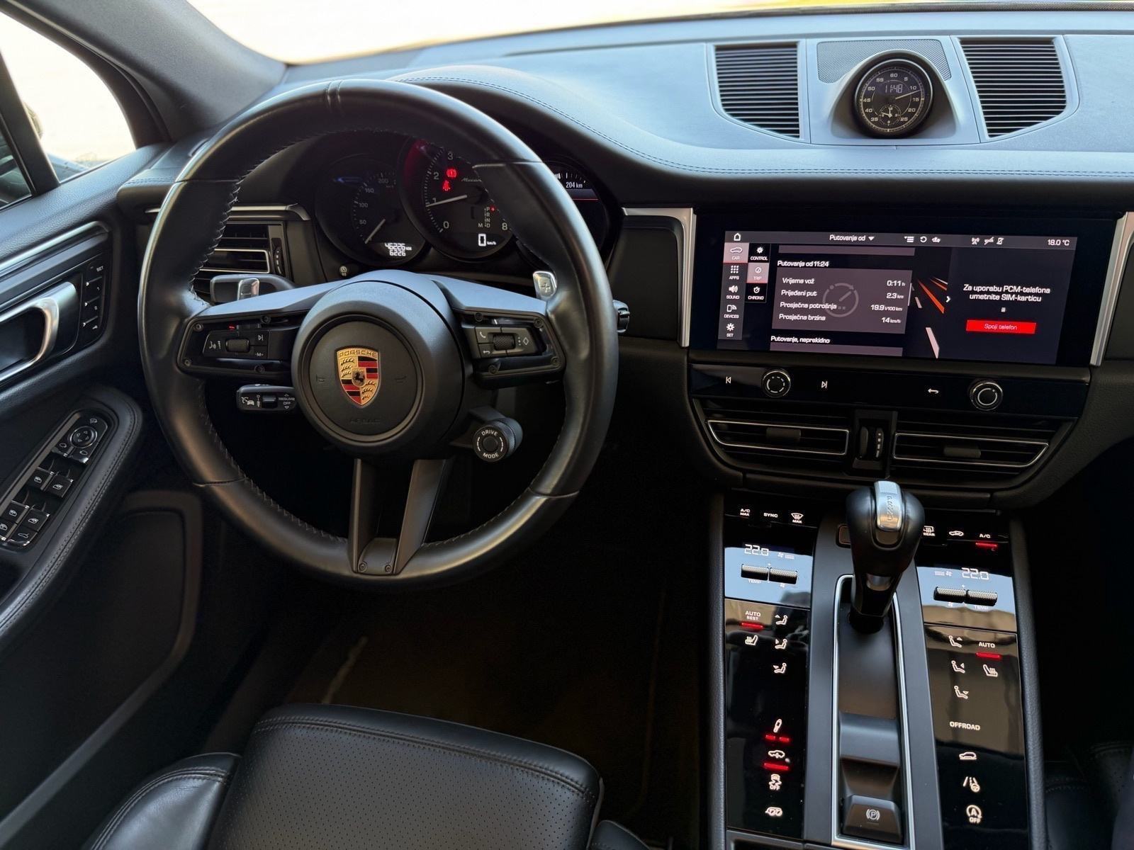 Porsche Macan T 2023 – PDV / Porsche Approved / leasing / TOP stanje, fotografija 14