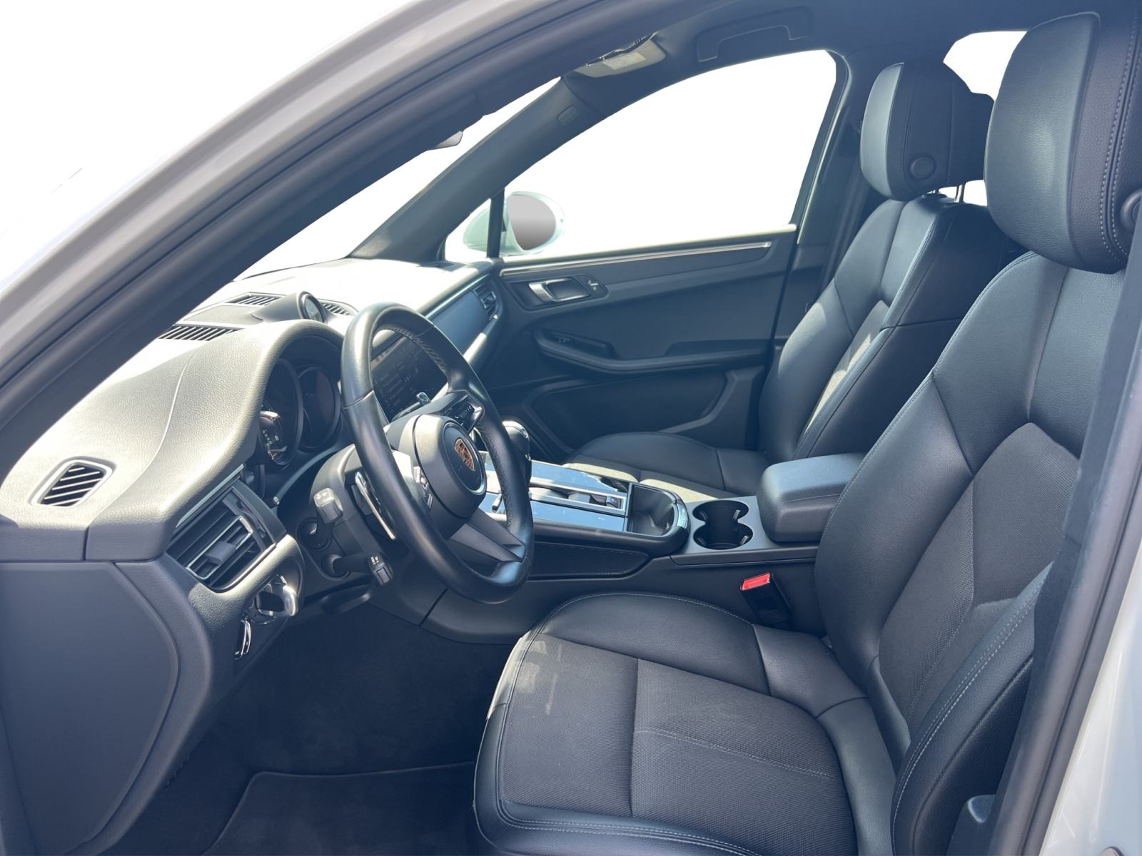 Porsche Macan T, fotografija 7