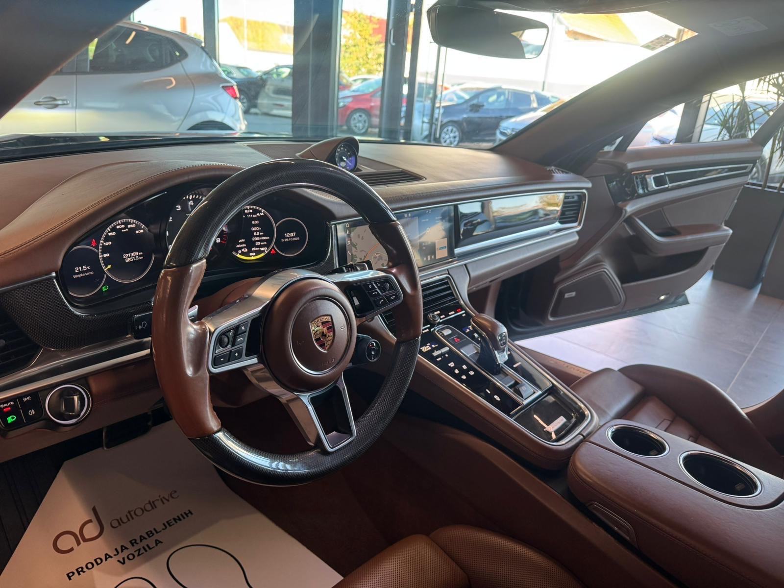 Porsche Panamera 4 PDK E-Hybrid CHRONO • BOSE • KAMERA • BI/XENON, fotografija 15