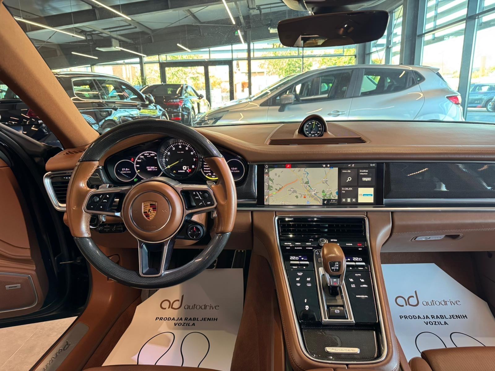 Porsche Panamera 4 PDK E-Hybrid CHRONO • BOSE • KAMERA • BI/XENON, fotografija 18